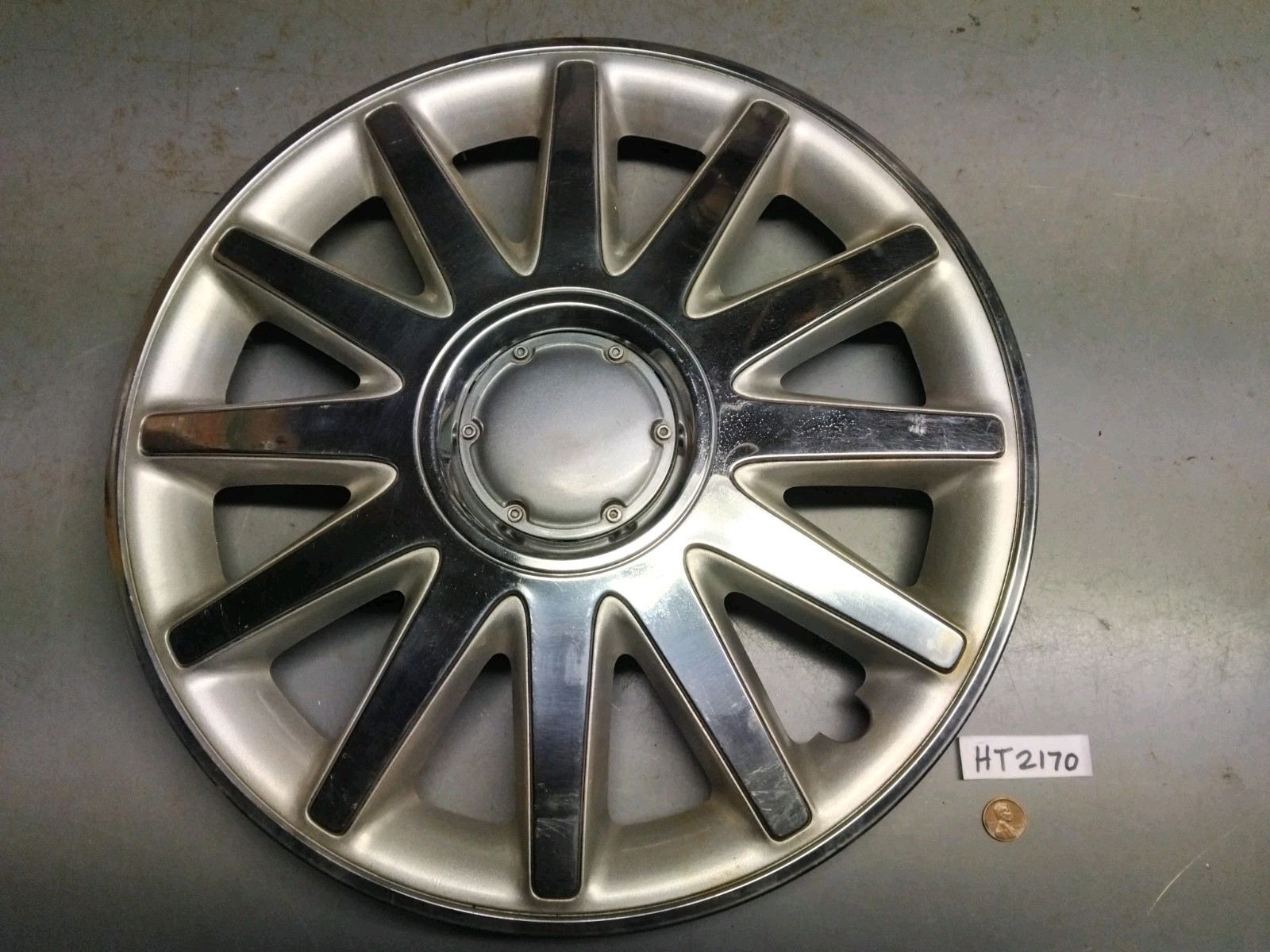 1990s Dodge Chrysler Sebring Converible original hubcap