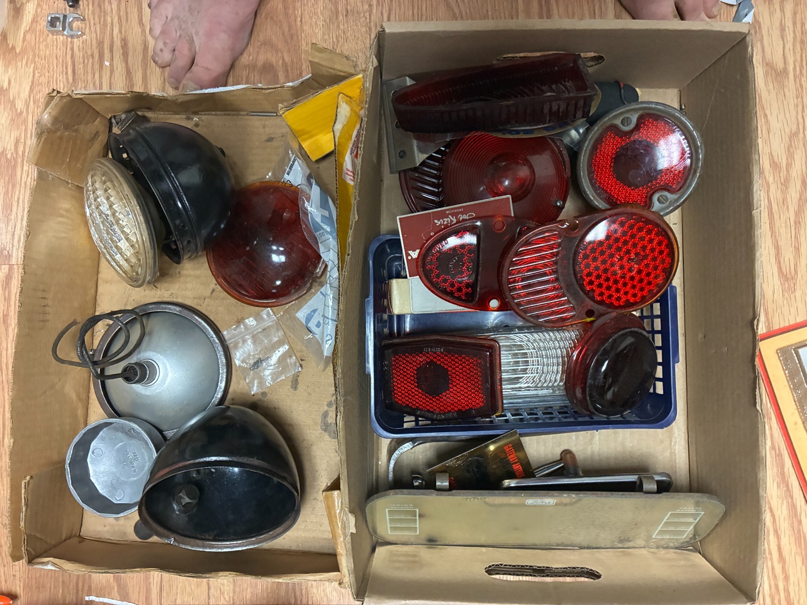 Lot Of Vintage Automobile Tail Lights For Parts lenses indicators