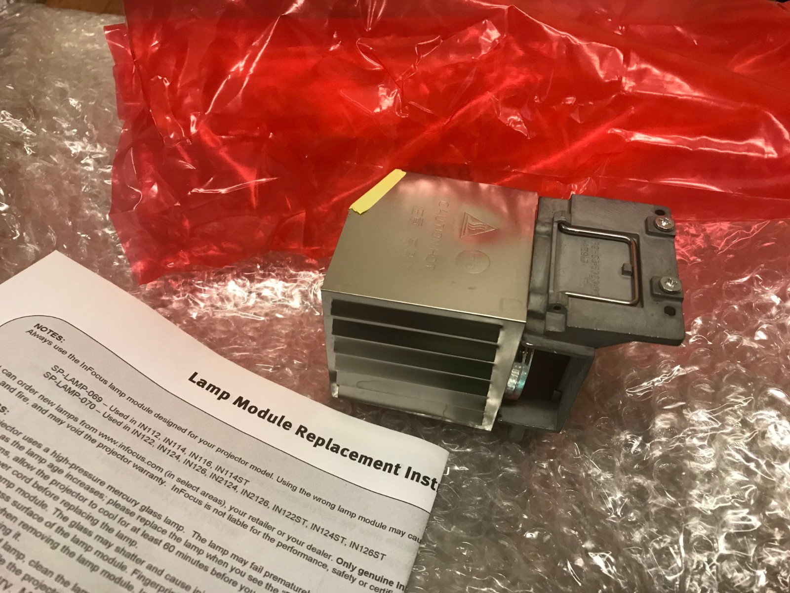 ONE GENUINE INFOCUS IN122, IN124, IN126 Projector Replacement Lamp SP-LAMP-070