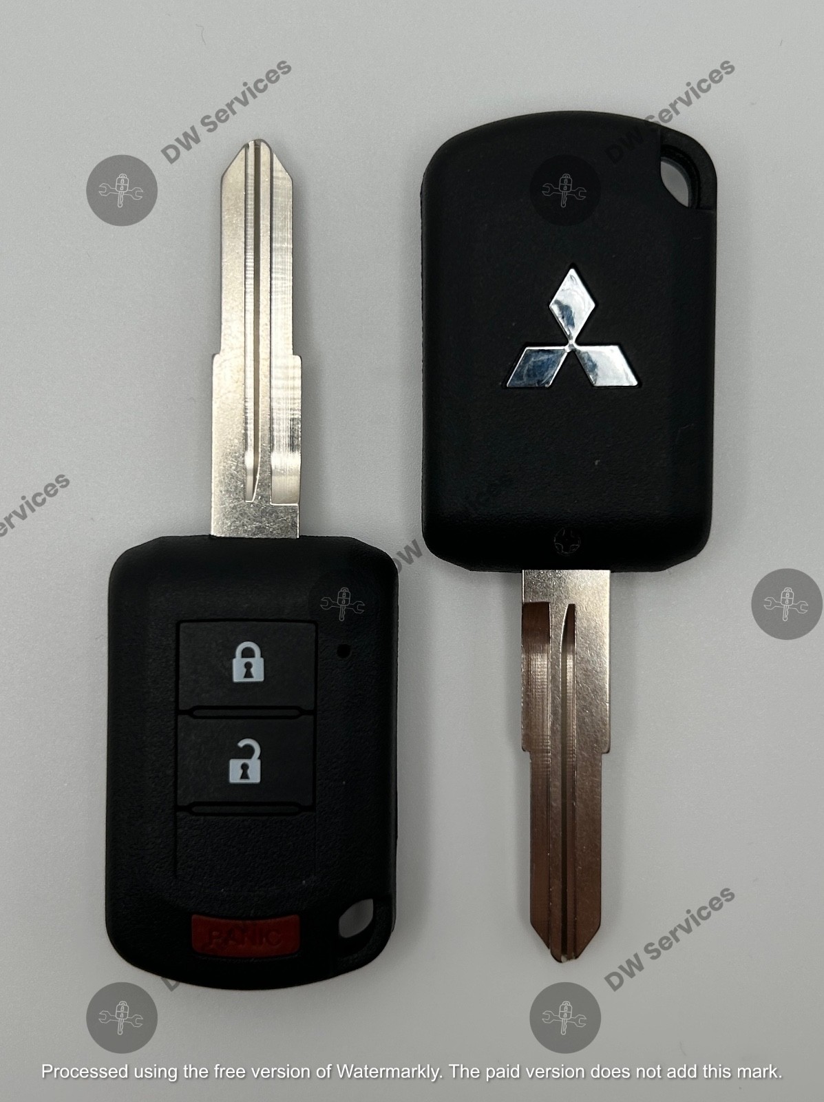 NEW Mitsubishi Lancer / Outlander / Sport remote head key Fob OUCJ166N 6370B944
