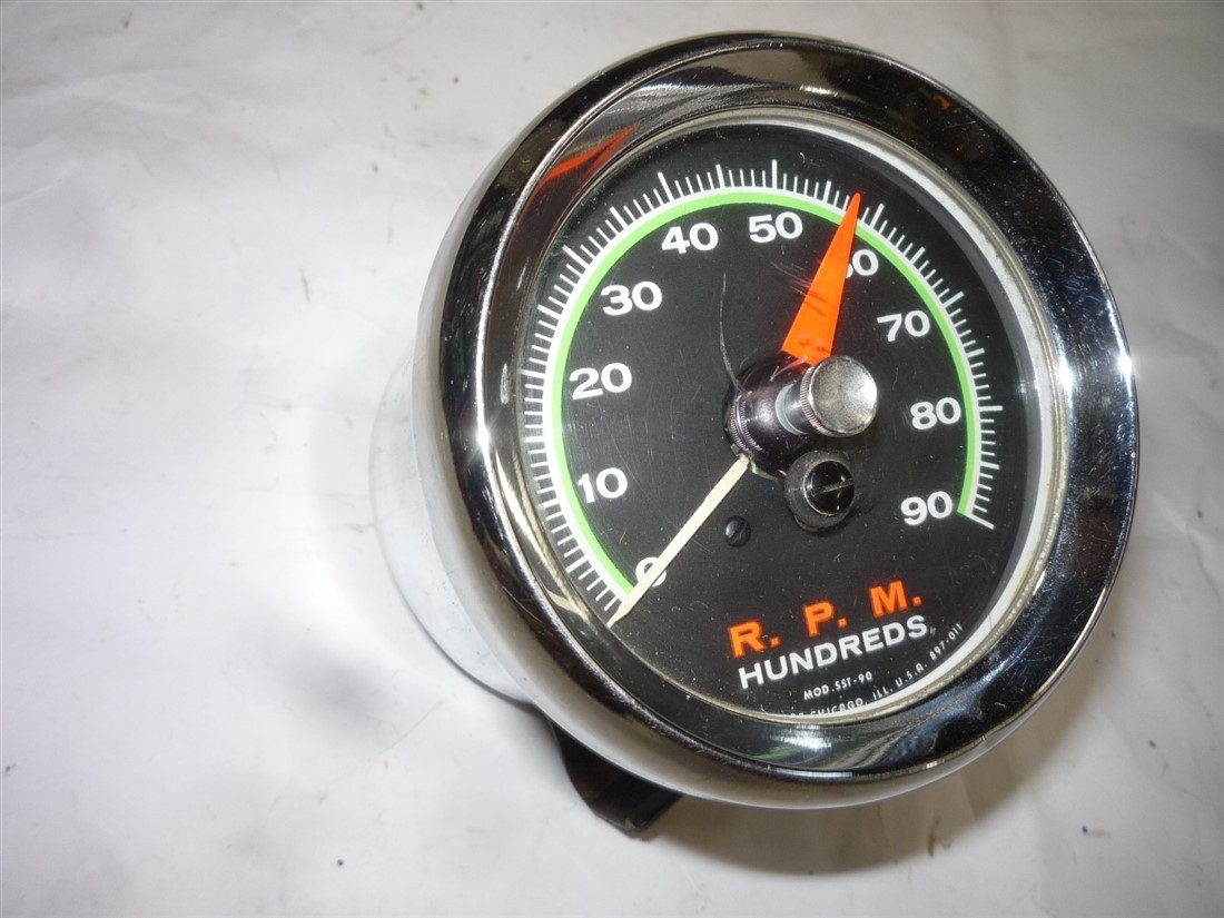 Vintage 1966 Sun 9000 rpm tachometer tested works see video