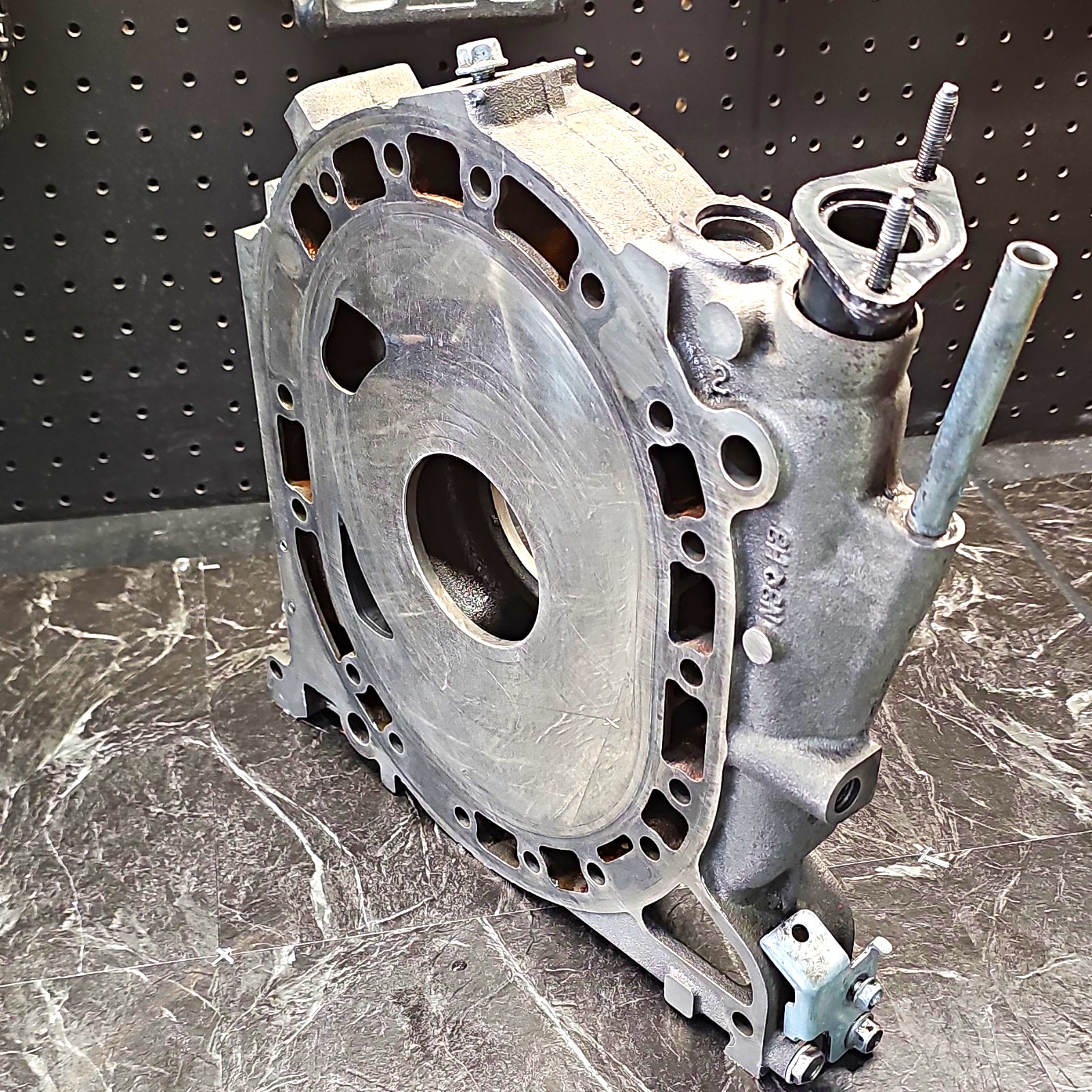 Mazda Rx8 13b S1 6 Port Manual Transmission Middle Iron Plate Mazda Rx8 13b S1 6 Port Manual Transmission Middle Iron Plate