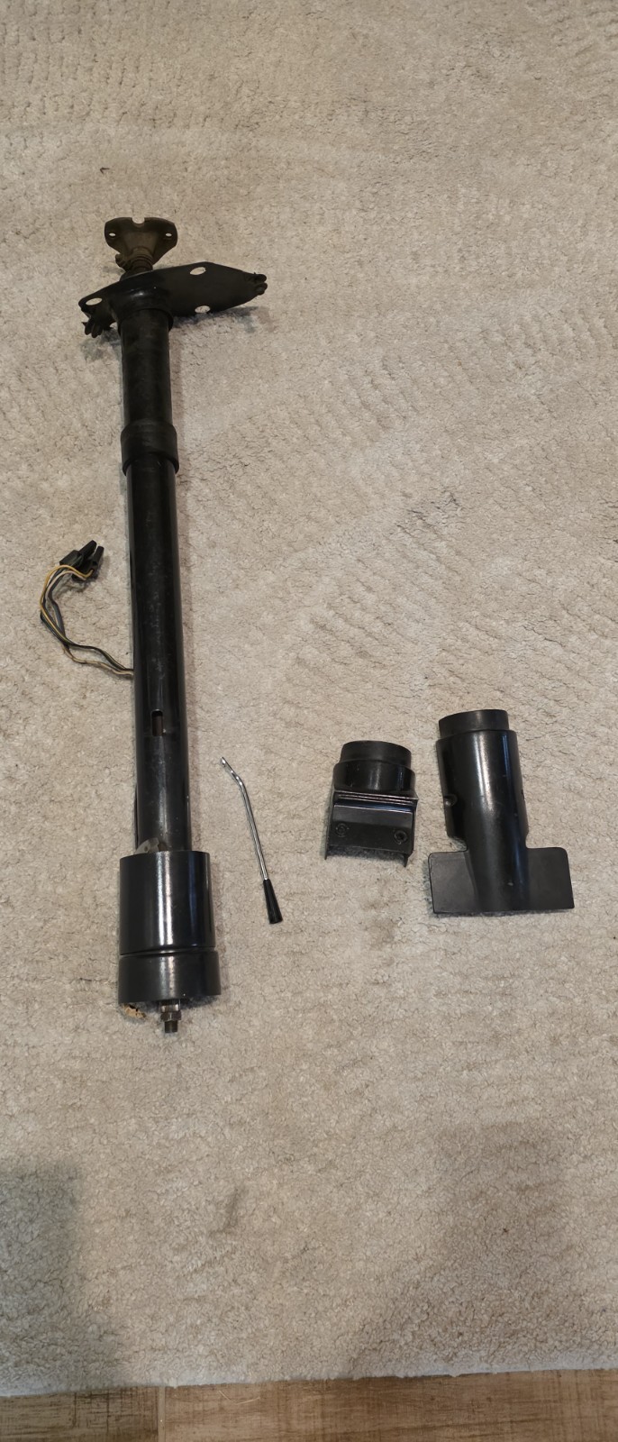 1965 66 Chevy impala SS CONV FLOOR SHIFT COLUMN NICE W COLLARS 1965 66 Chevy impala SS CONV FLOOR SHIFT COLUMN NICE W COLLARS