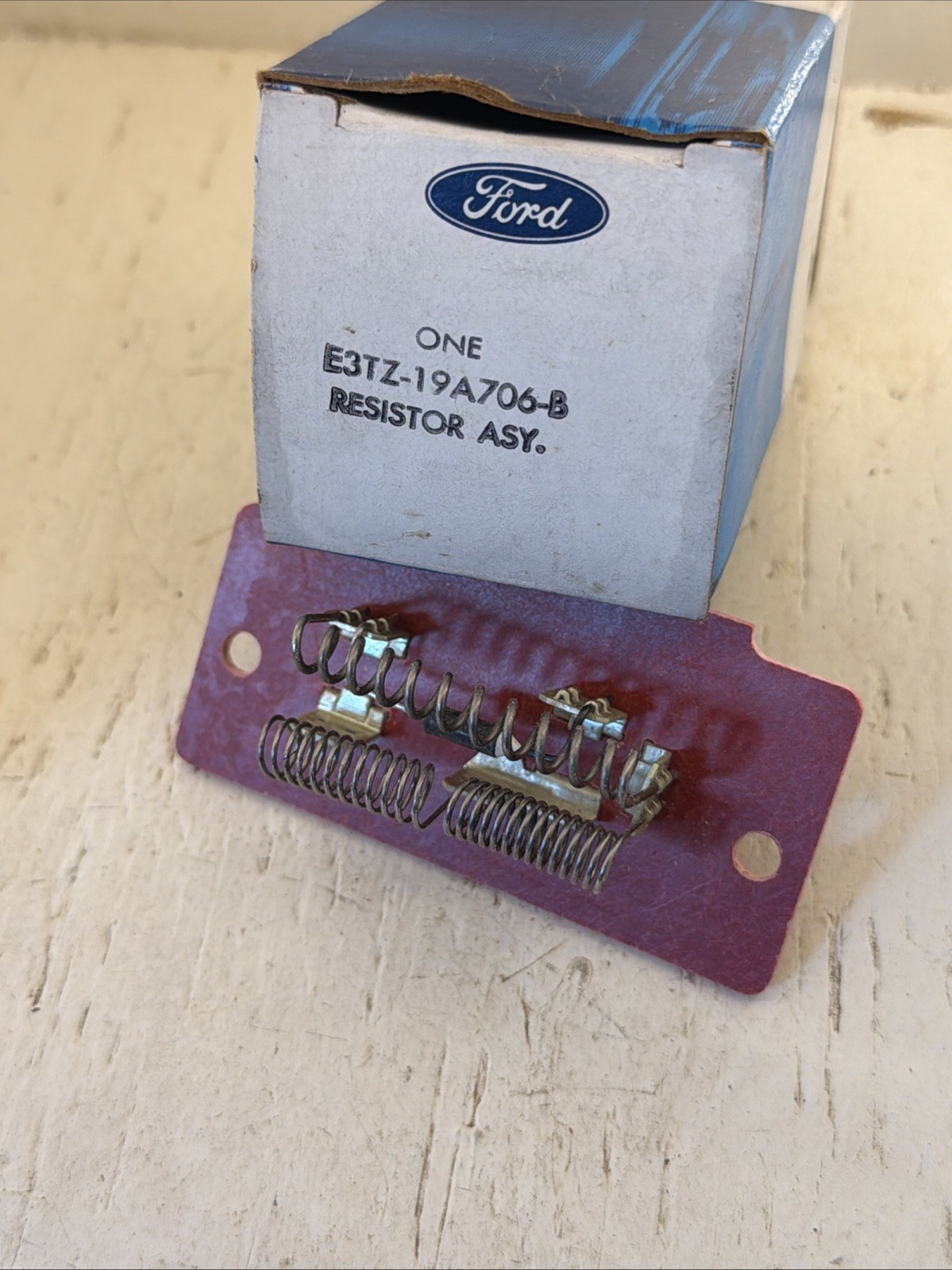 NOS 1980 -1986 FORD TRUCKS AIR CONDITIONING BLOWER MOTOR RESISTOR E3TZ-19A706-B