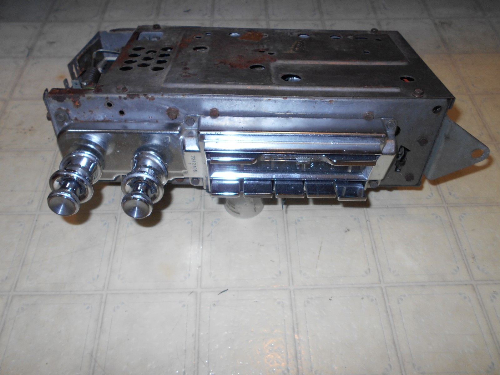 1963 1964 Cadillac Radio AM Wonder bar