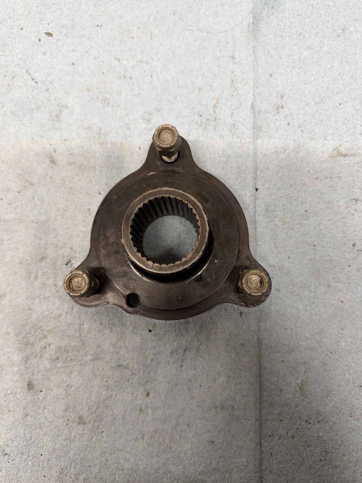 1995 Polaris Explorer 400 rear sprocket hub 1520170
