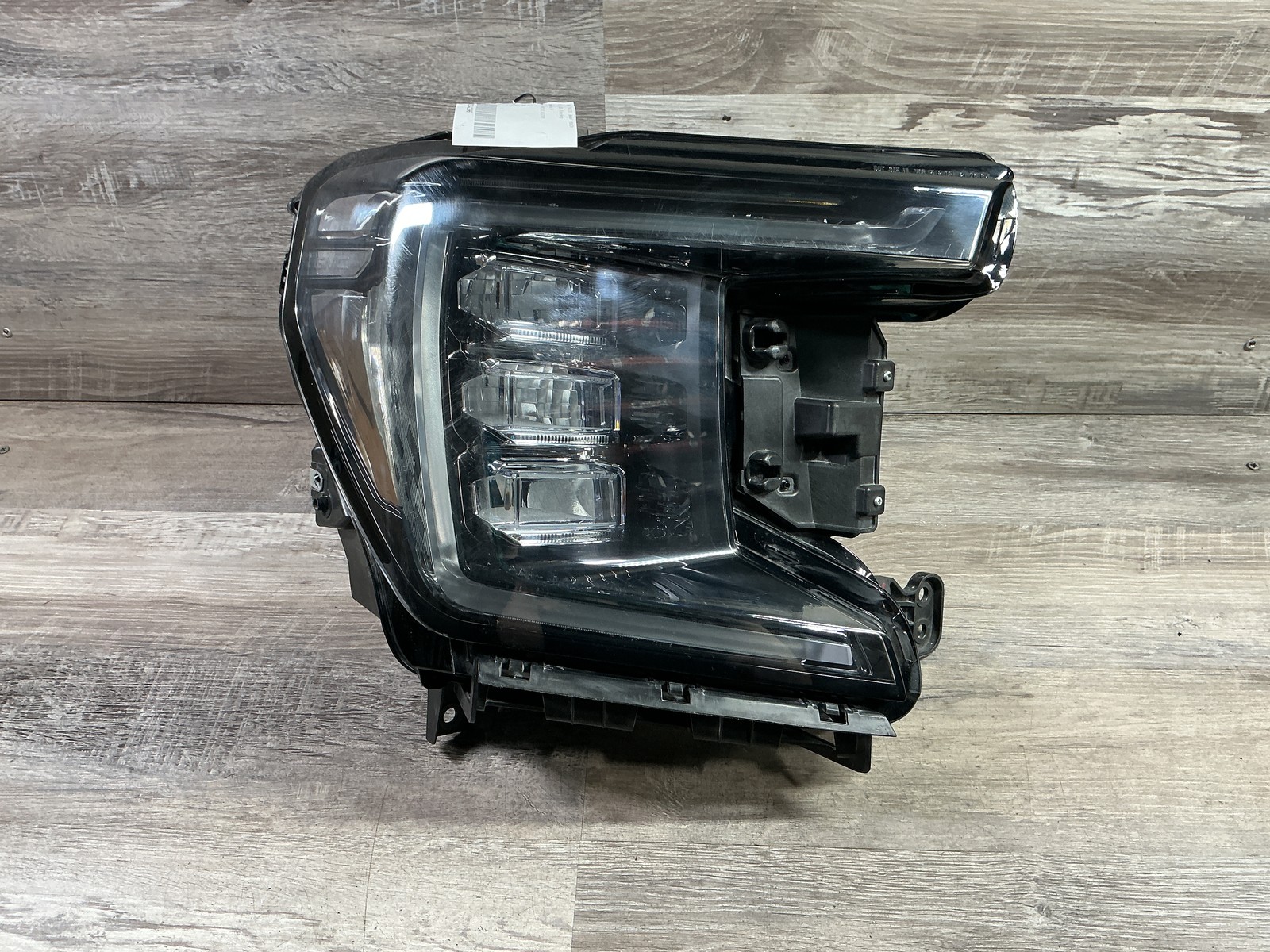 USED - 2021-2024 GMC Yukon R Headlamp - OEM USED - 2021-2024 GMC Yukon R Headlamp - OEM
