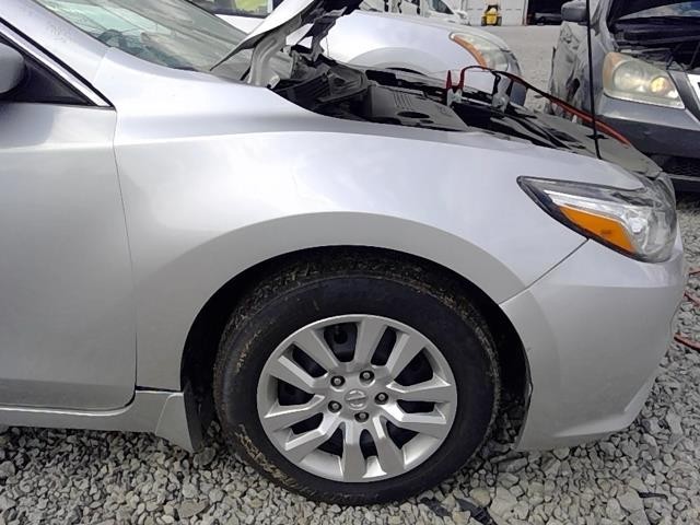 Used Front Right Fender fits: 2017 Nissan Altima Sdn Front Right Grade A