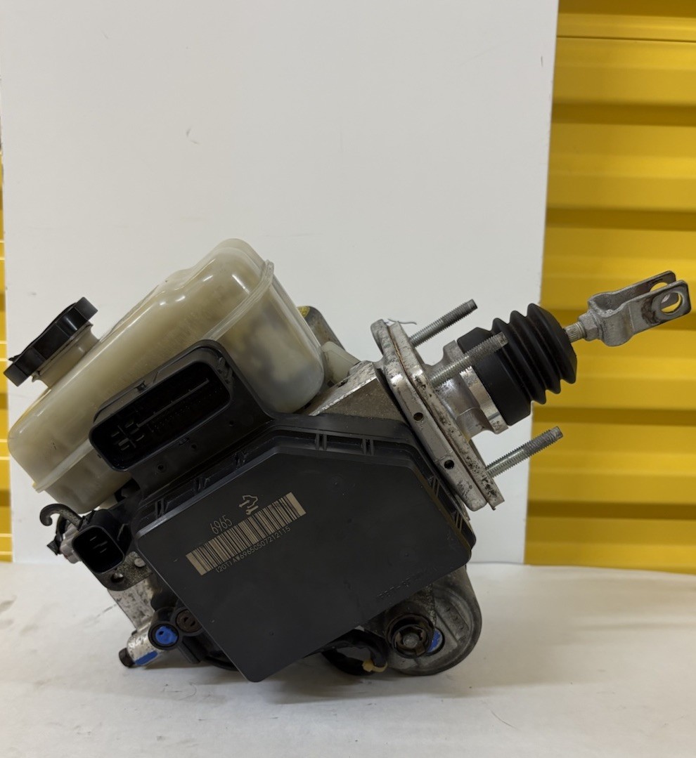 2006-2010 Hummer H3 Abs Anti Lock Brake Pump Module Master Cylinder Booster