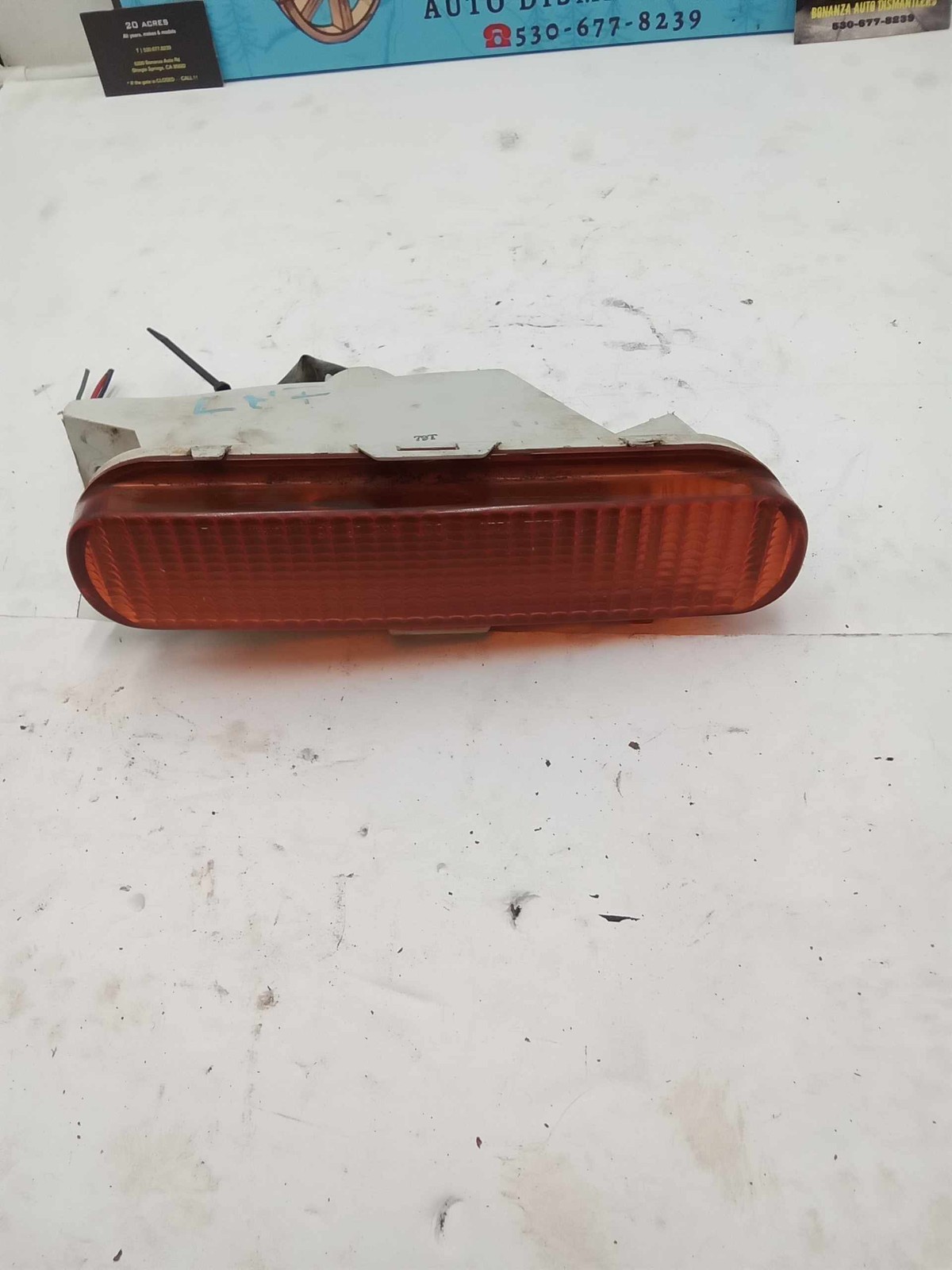 LH 87-89 Nissan 300zx Driver Left Front Bumper Mounted Turn Signal Light USEDOEM
