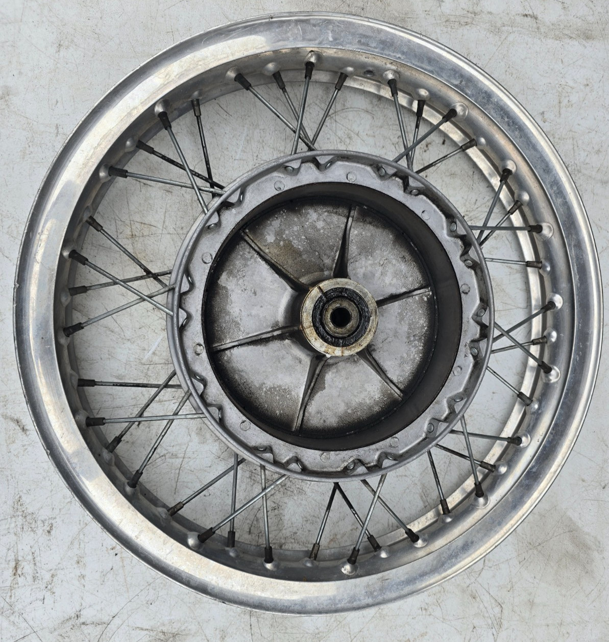 Moto Guzzi 850 Eldorado Rear Wheel V750 Ambassador V700 V7 Loop #2