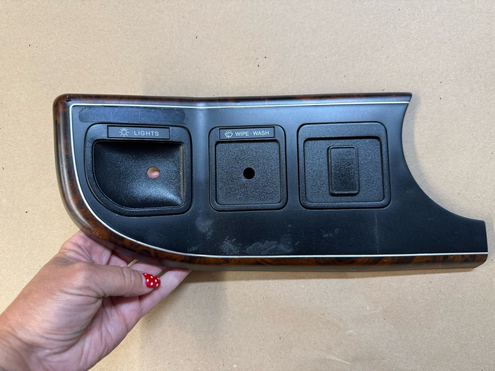 87-91 1987-1991 Ford Truck Woodgrain dash Dual Fuel Tank Delete Left bezel OEM 87-91 1987-1991 Ford Truck Woodgrain dash Dual Fuel Tank Delete Left bezel OEM