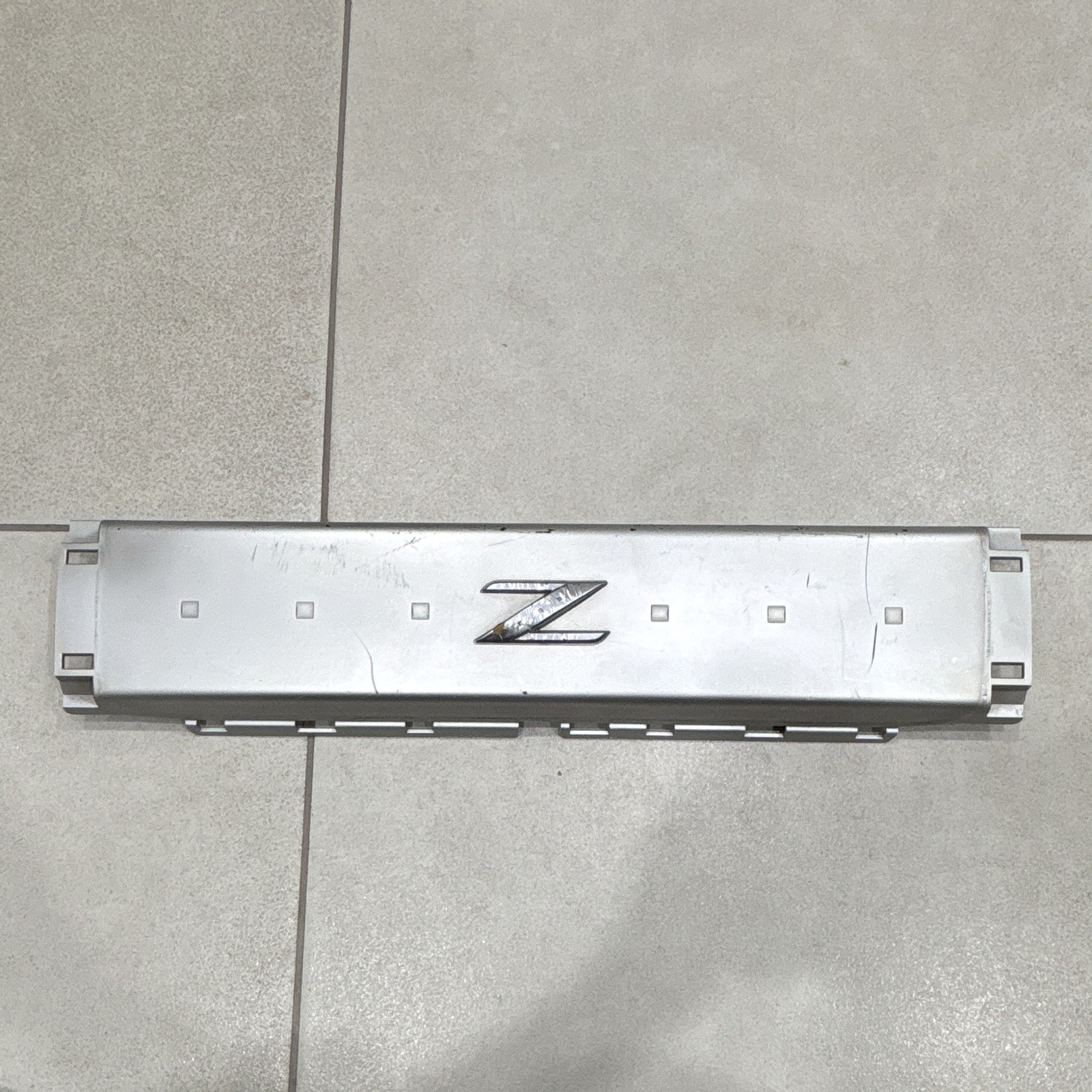 2003-2008 Nissan 350z Rear Upper Strut Bar Cover OEM