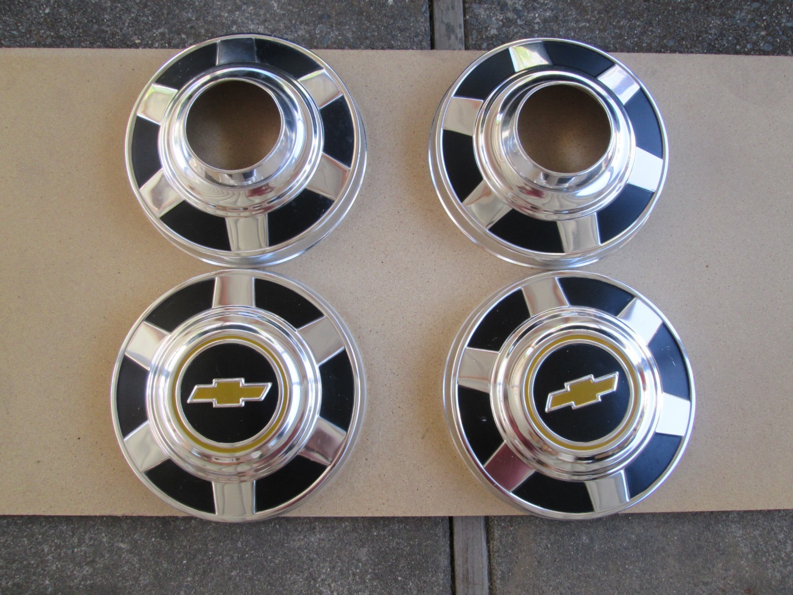 1976 thru 1987 Chevy 4x4 1 ton or 3/4 ton pickup truck hubcaps