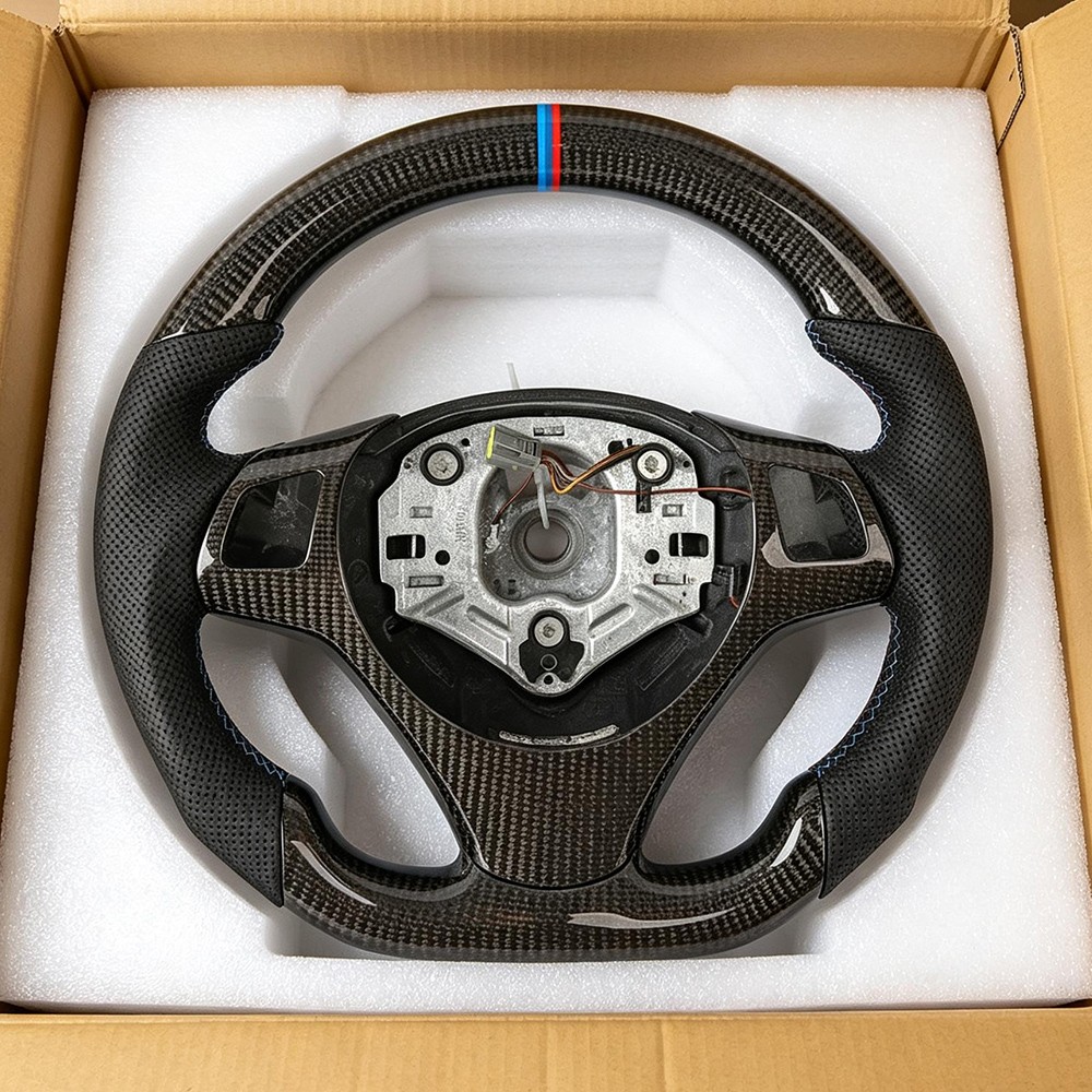 Carbon Fiber Steering Wheel For BMW E90 E92 E93 325i 328i 335i W/Cove NEW