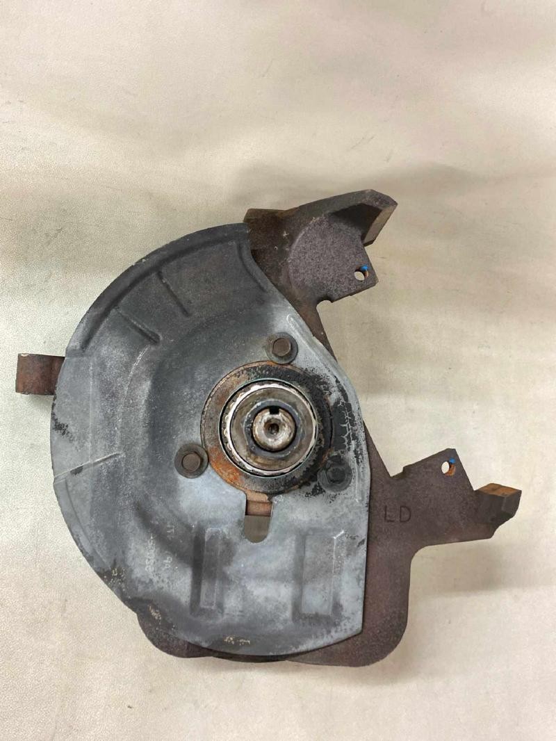 1995-1999 Dodge Ram 1500 4x2 LH Steering Knuckle Assembly OEM