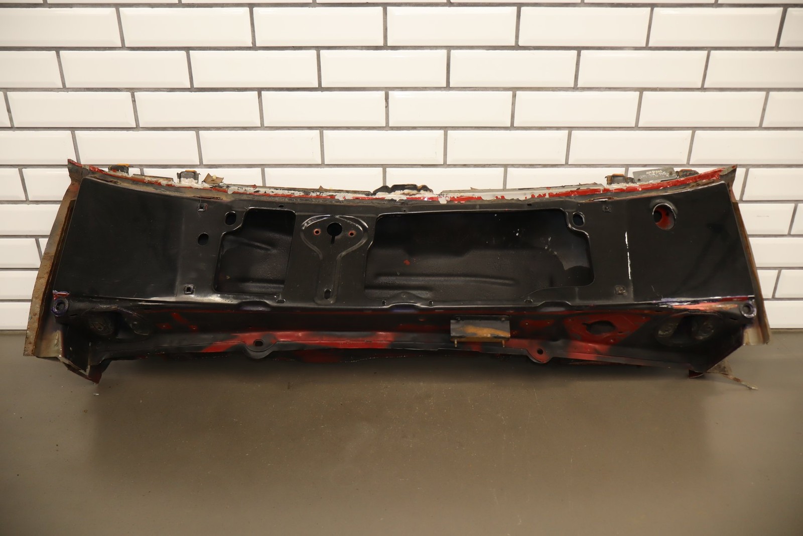 1983-1993 Ford Mustang Metal Cowl Panel Section Hood Hinges OEM