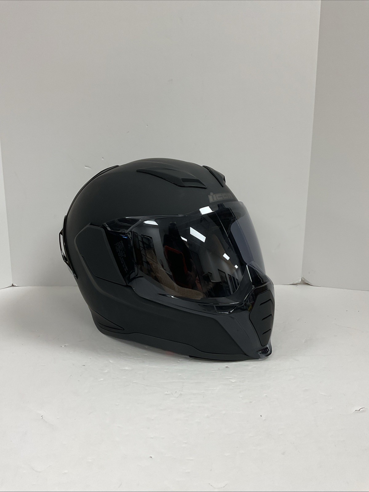 Icon Ultraflite Rizz Rizz Helmet Black - Medium Icon Ultraflite Rizz Rizz Helmet Black - Medium