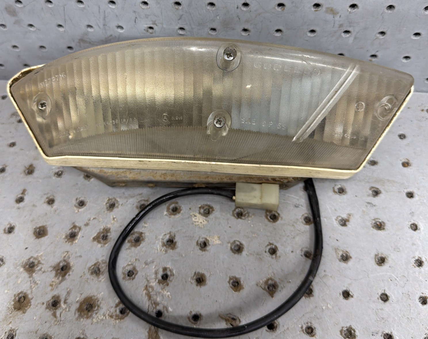1968 Alfa Romeo Duetto RH Passenger Side Parking Lamp Light