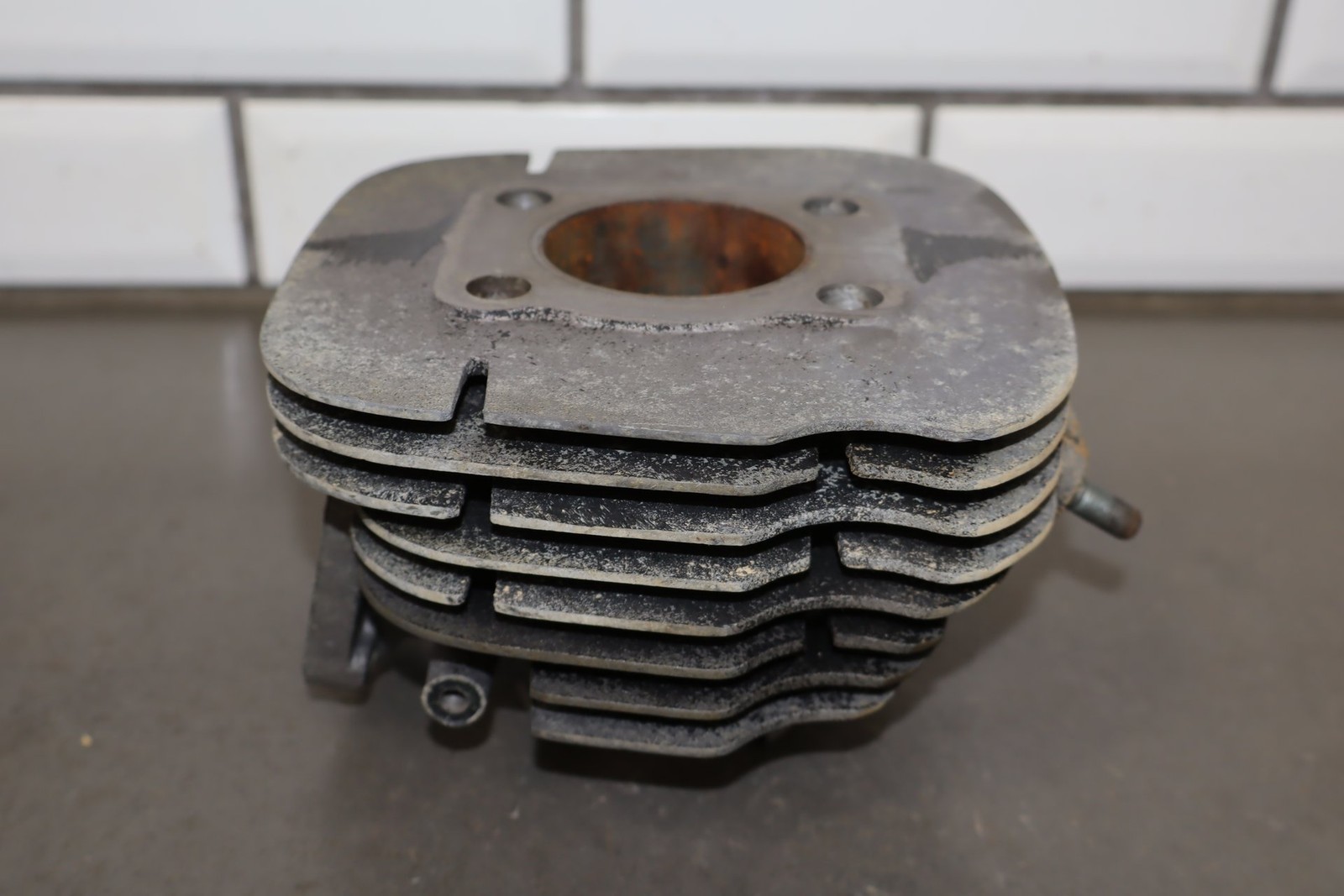 1974-1976 Yamaha DT125 OEM Cylinder Jug Top End 316-11311-02-00