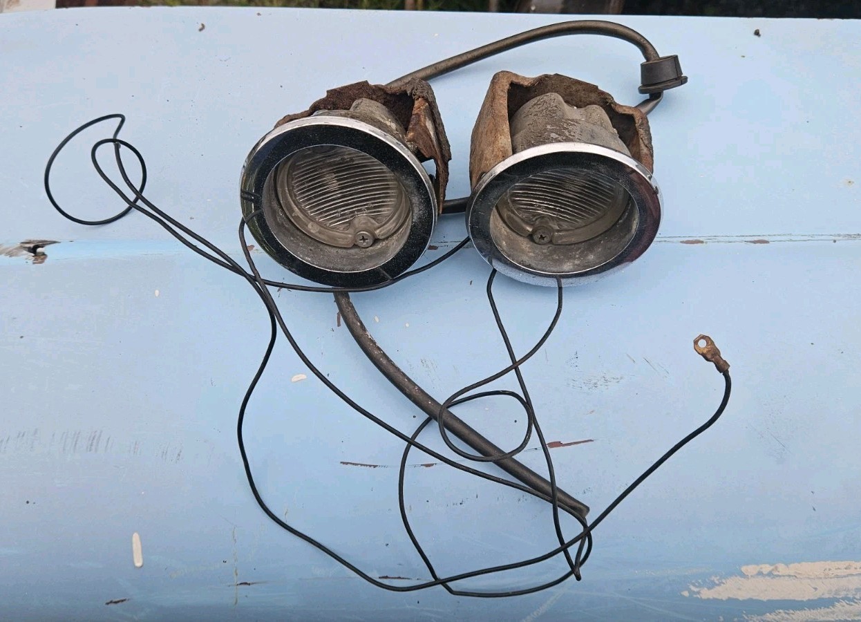 Pair Original 1956 Oldsmobile Super 88 Backup Lights Reverse Lamps B3-56 Guide