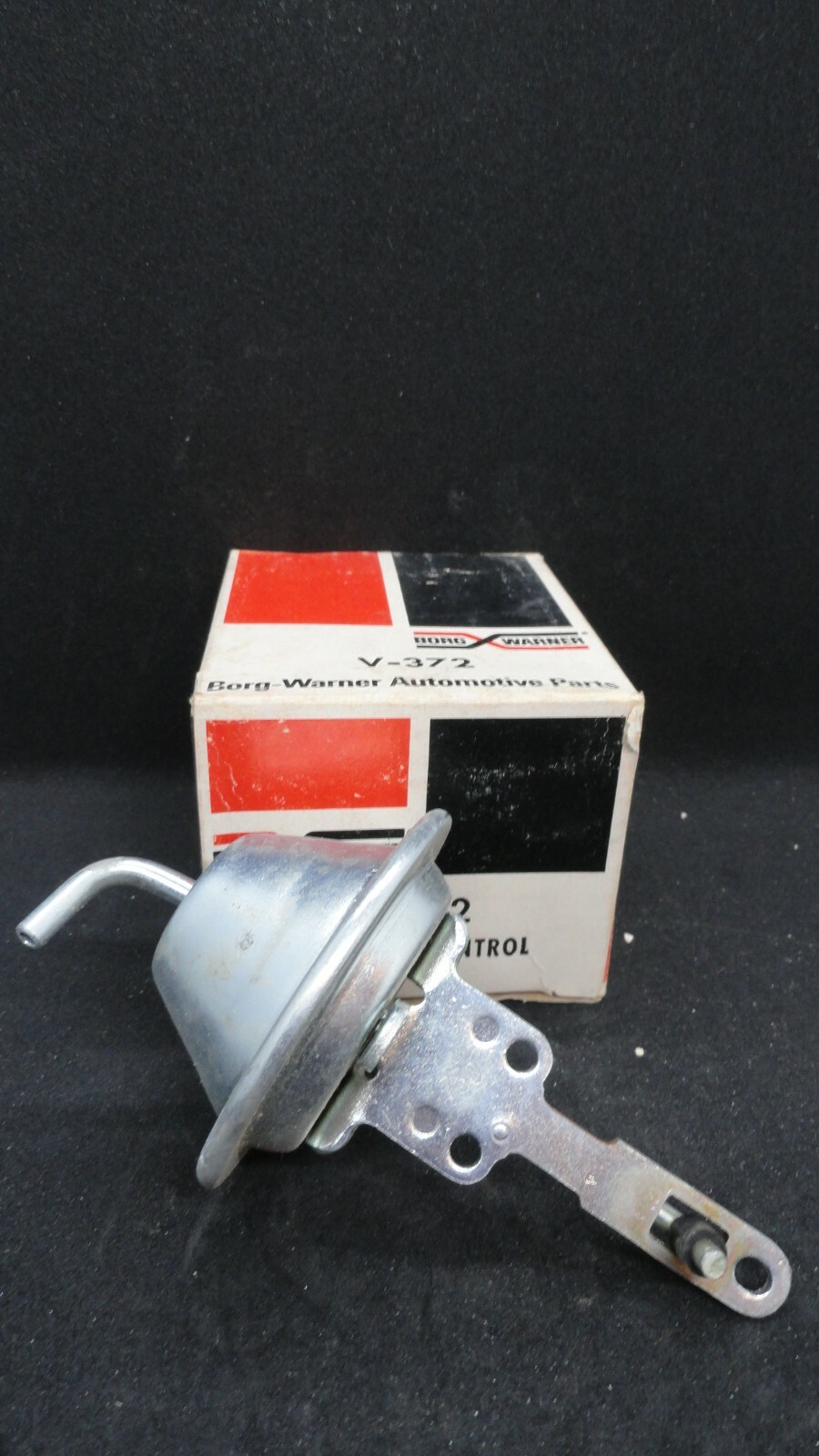 NORS 1968-70 OLDSMOBILE 8 CYLINDER 400 ENGINE DISTRIBUTOR VACUUM ADVANCE 1973418