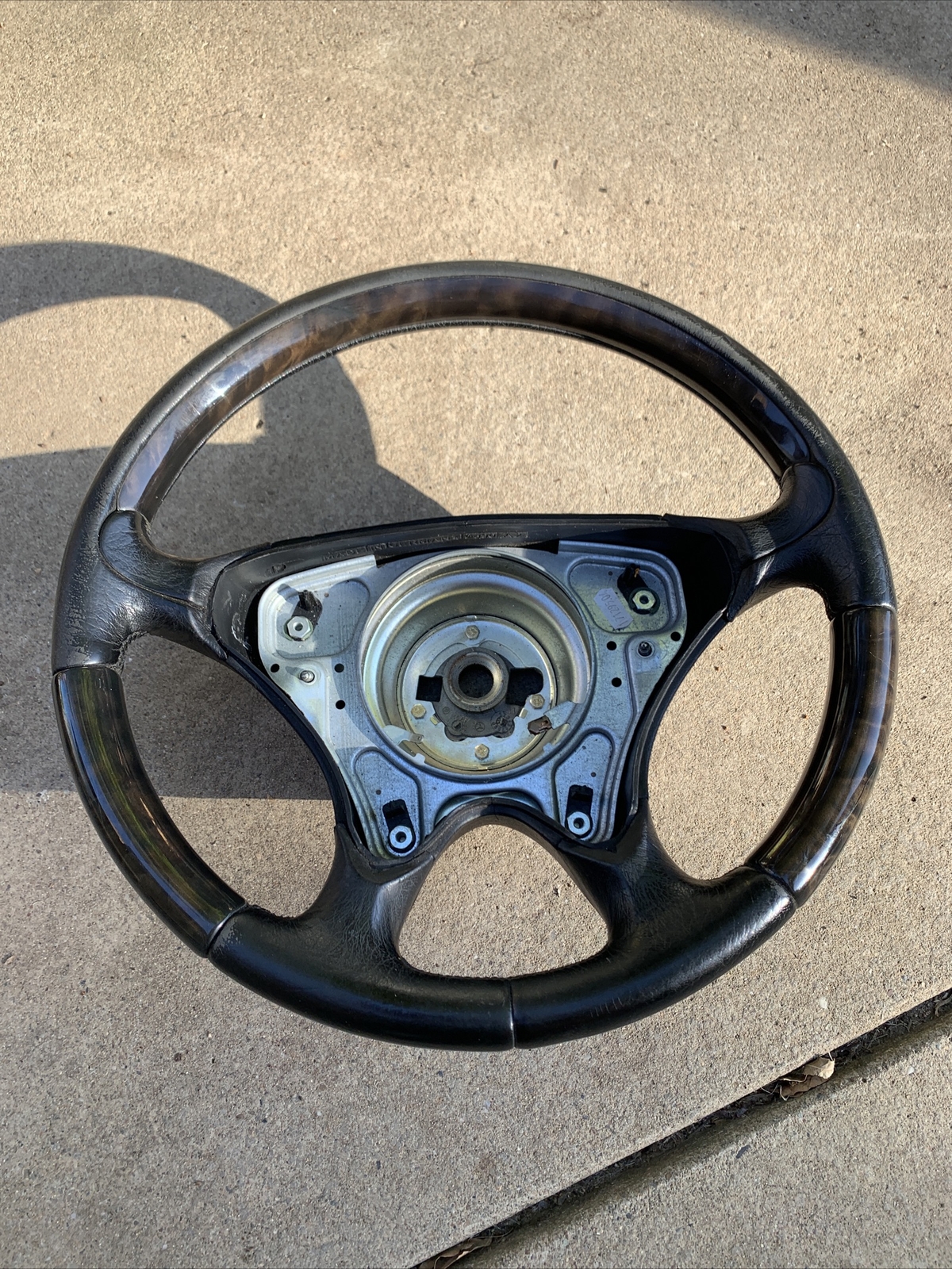 99-02 Mercedes R129 Steering Wheel DESIGNO SPECIAL EDITION BIRDS EYE MAPLE OEM 99-02 Mercedes R129 Steering Wheel DESIGNO SPECIAL EDITION BIRDS EYE MAPLE OEM