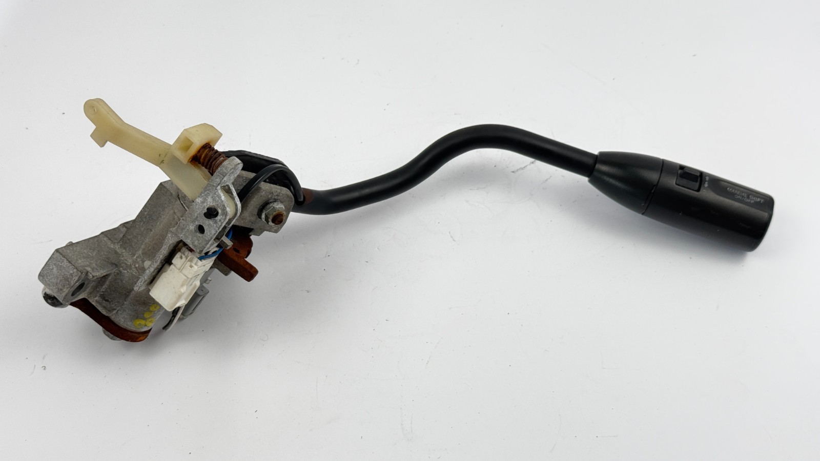 2012-2021 NISSAN NV3500 STEERING COLUMN GEAR SHIFTER LEVER OEM 2012-2021 NISSAN NV3500 STEERING COLUMN GEAR SHIFTER LEVER OEM