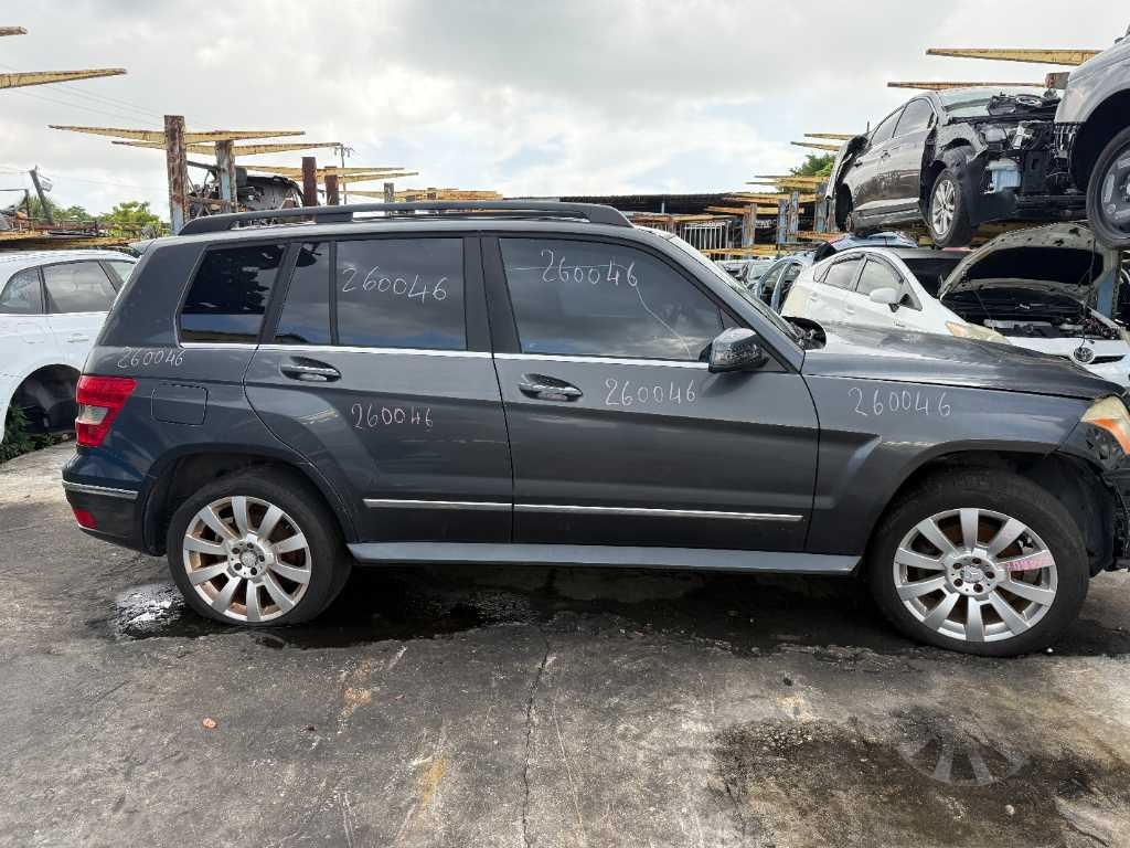 Info-GPS-TV Screen 204 Type GLK350 Dash Fits 10-12 MERCEDES GLK-CLASS 1491833