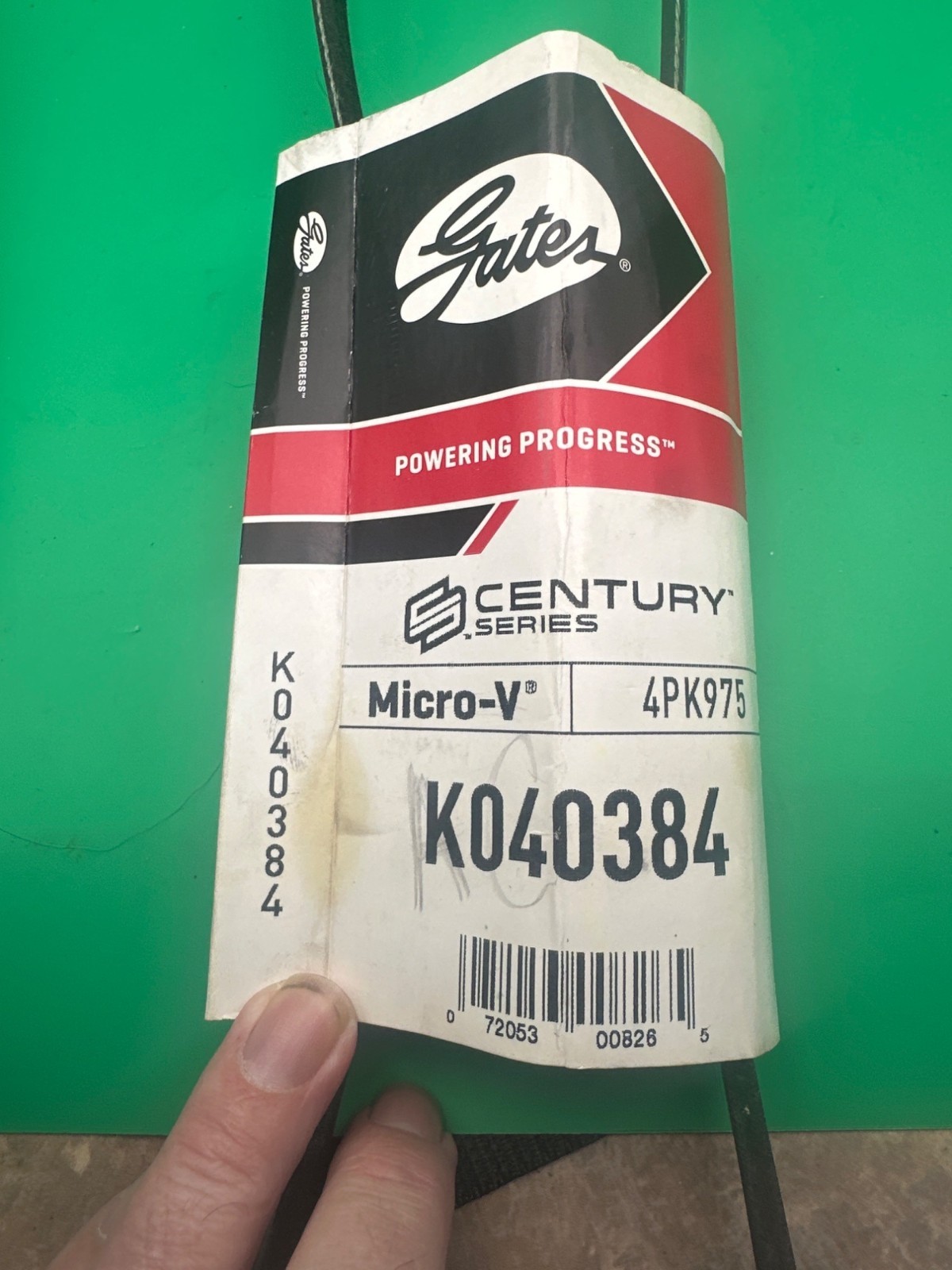 Gates Micro-V Belt 4PK975 Century Series K040384 Global OE Supplier