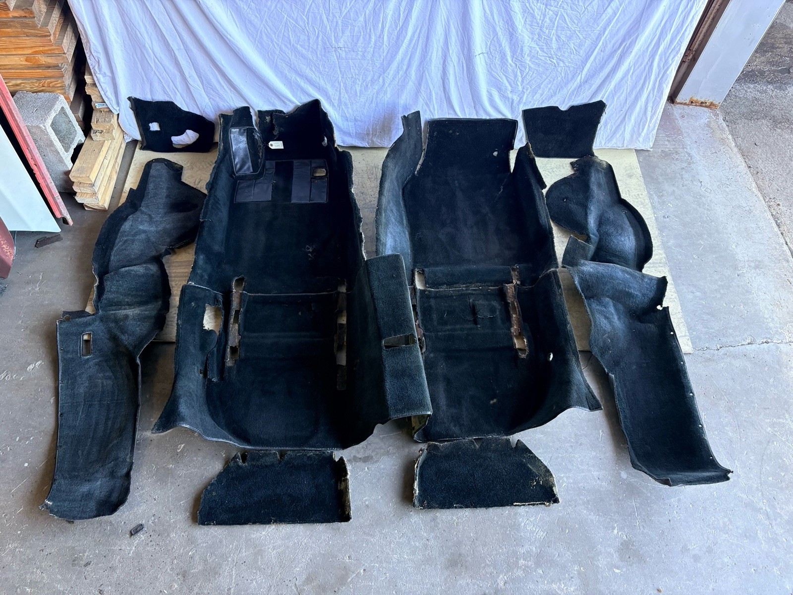 1983-1989 Porsche 944 Black Carpet Set 