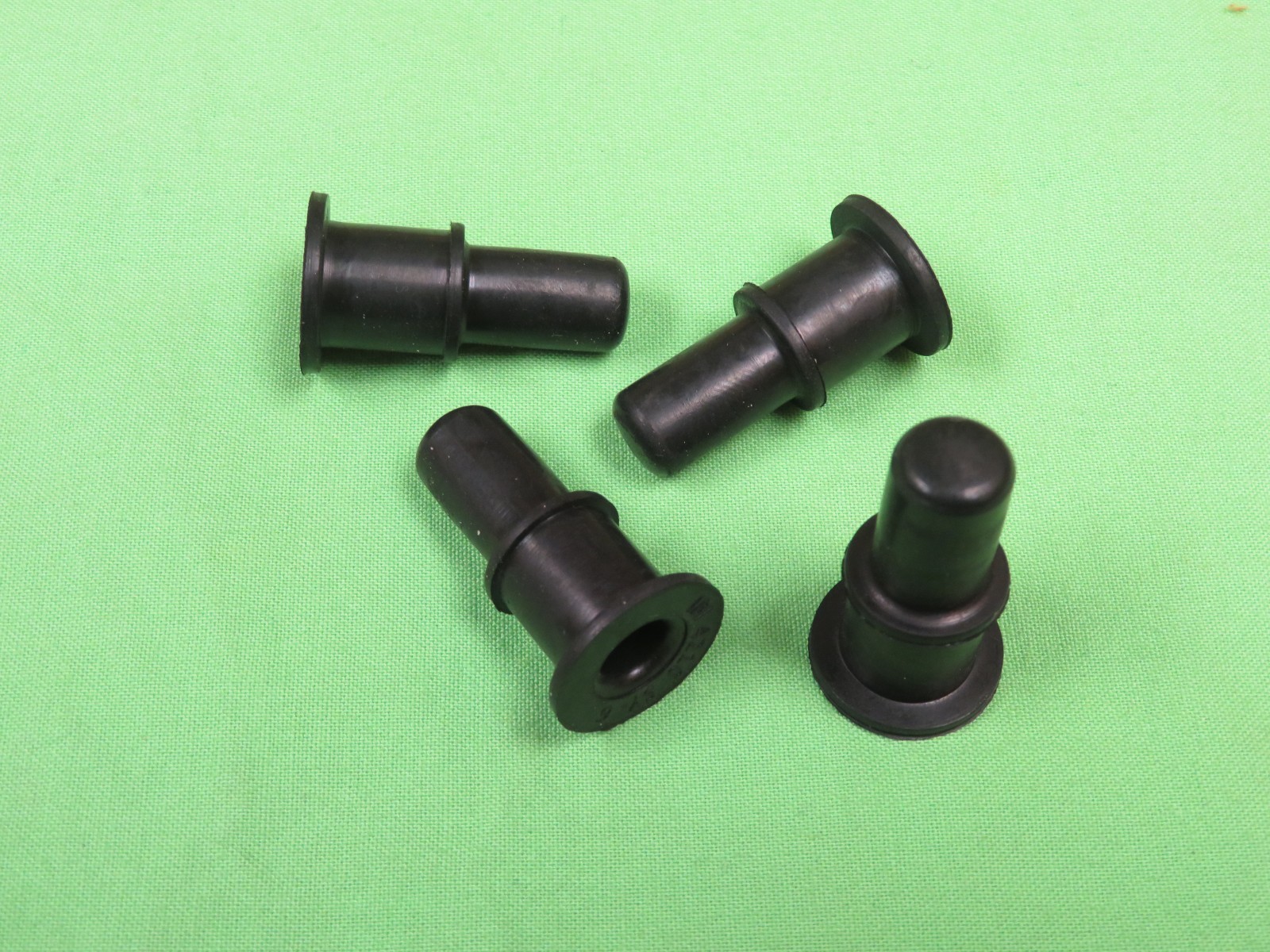 68-73 Mustang Shelby Torino Cougar Disc Brake Caliper Slide Pin Insulator Boots