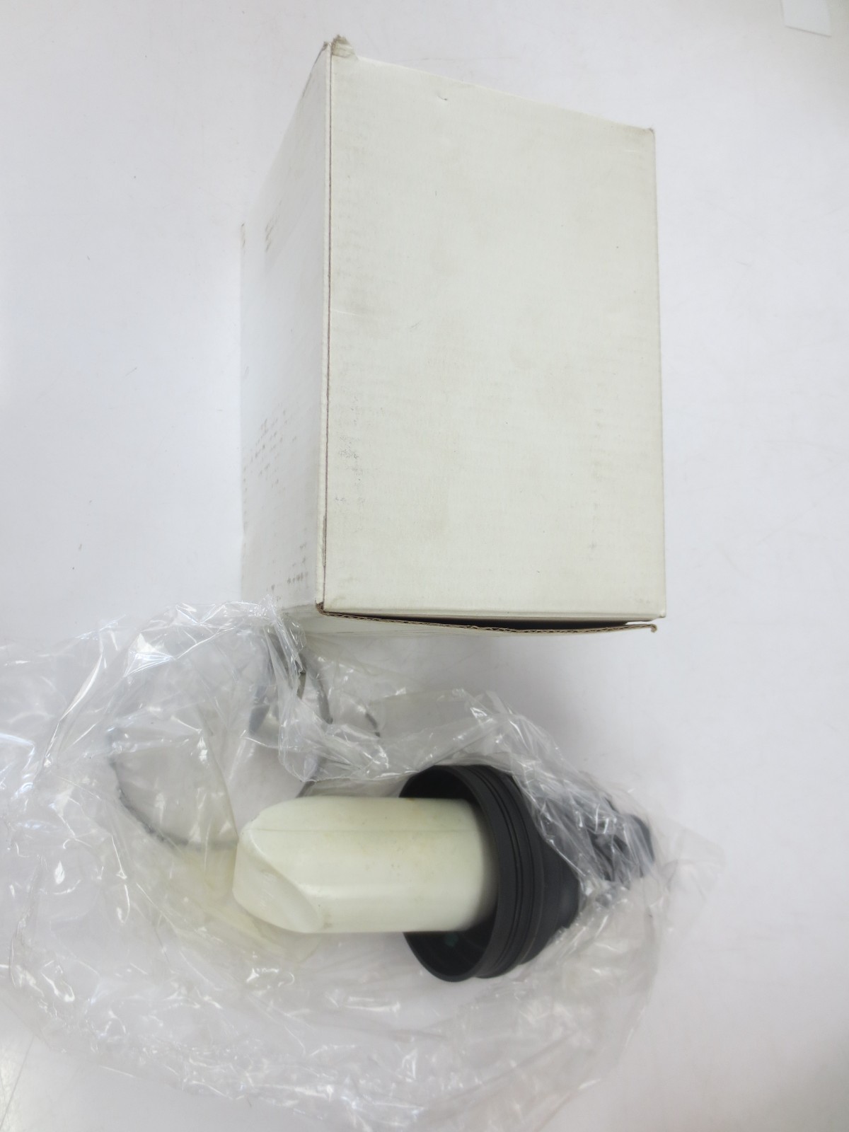 NEW Genuine Polaris OEM Inboard Boot 2203842 NEW Genuine Polaris OEM Inboard Boot 2203842