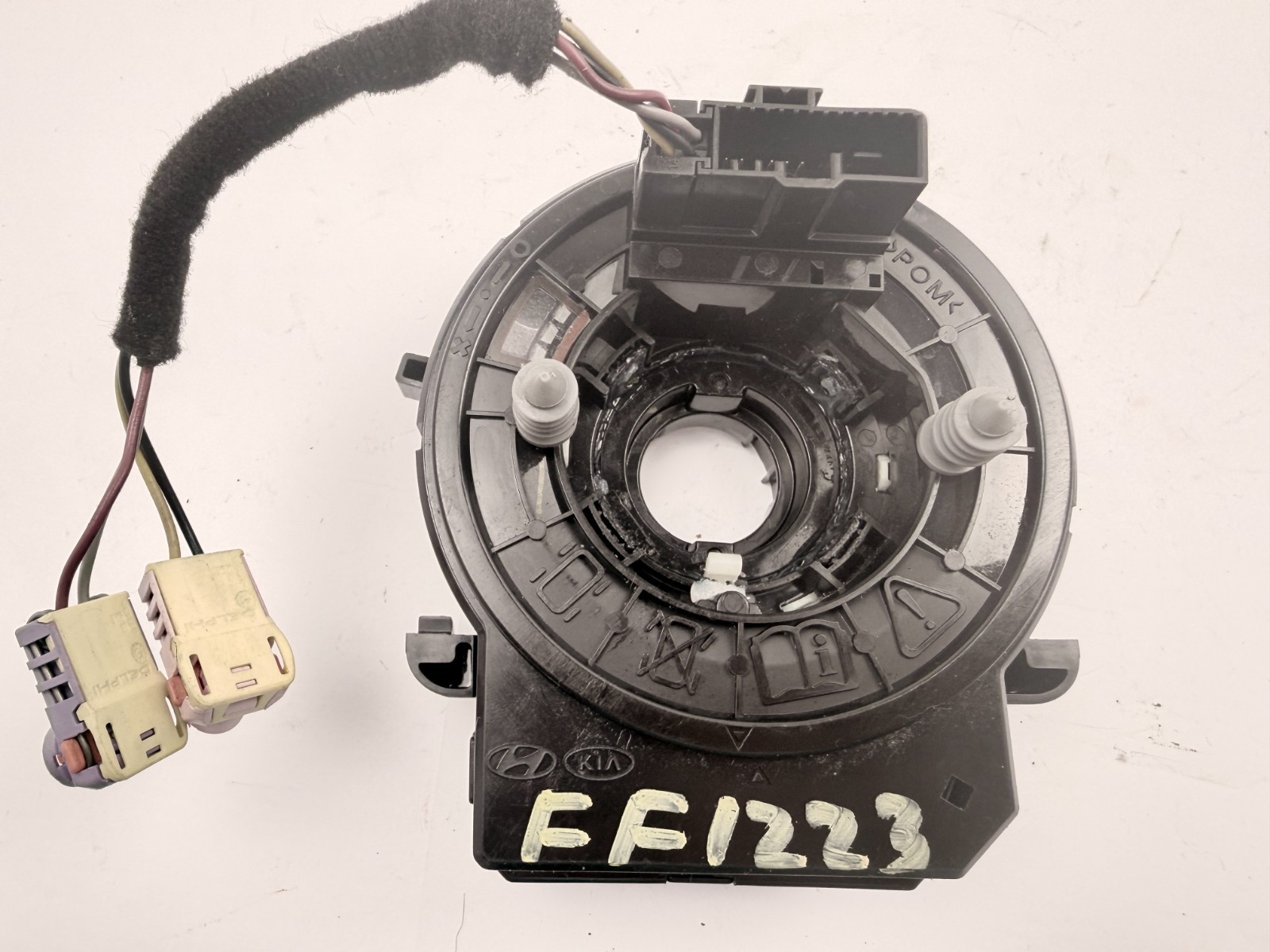 2018-2019 HYUNDAI SONATA STEERING WHEEL CLOCK SPRING OEM TESTED