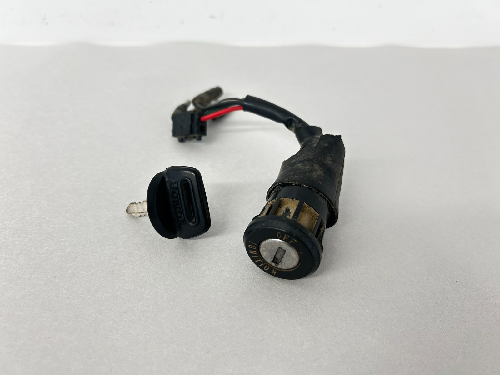 1985 Honda FL 350 Odyssey used Ignition Key Switch 35100-VM0-003 1985 Honda FL 350 Odyssey used Ignition Key Switch 35100-VM0-003