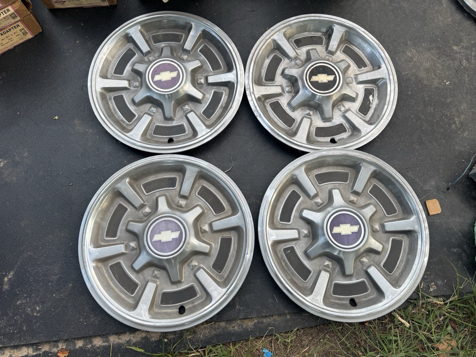 Set Of 4 OEM 1976-1980 Chevy Chevrolet C10 Hubcaps Wheel Covers  15” Vintage