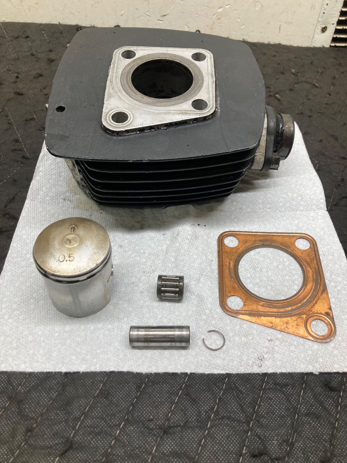 1974 Suzuki TM 100 Cylinder Piston TM100