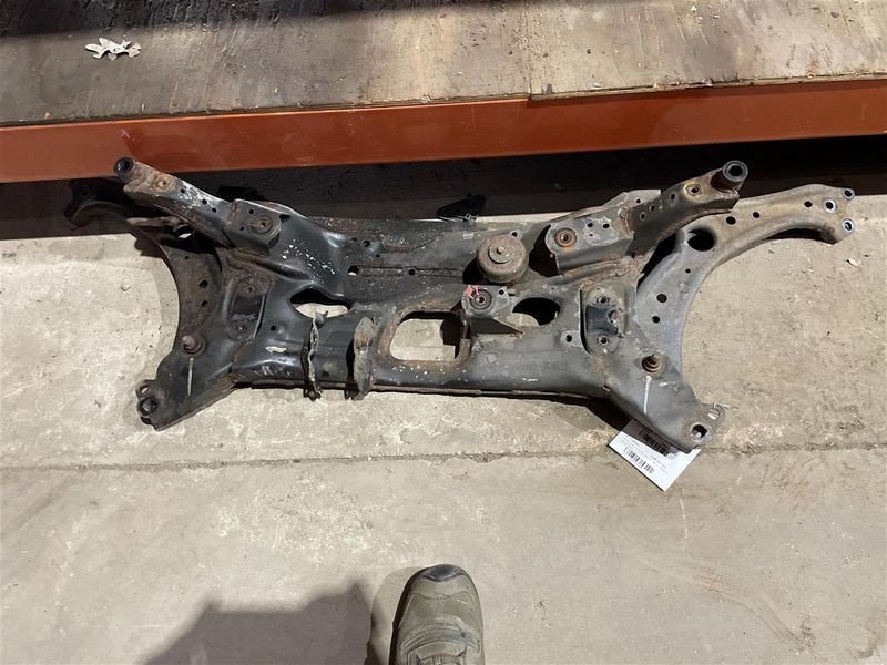2016-2022 HONDA HRV Front Crossmember Sub-frame Assembly AWD OEM 16-22