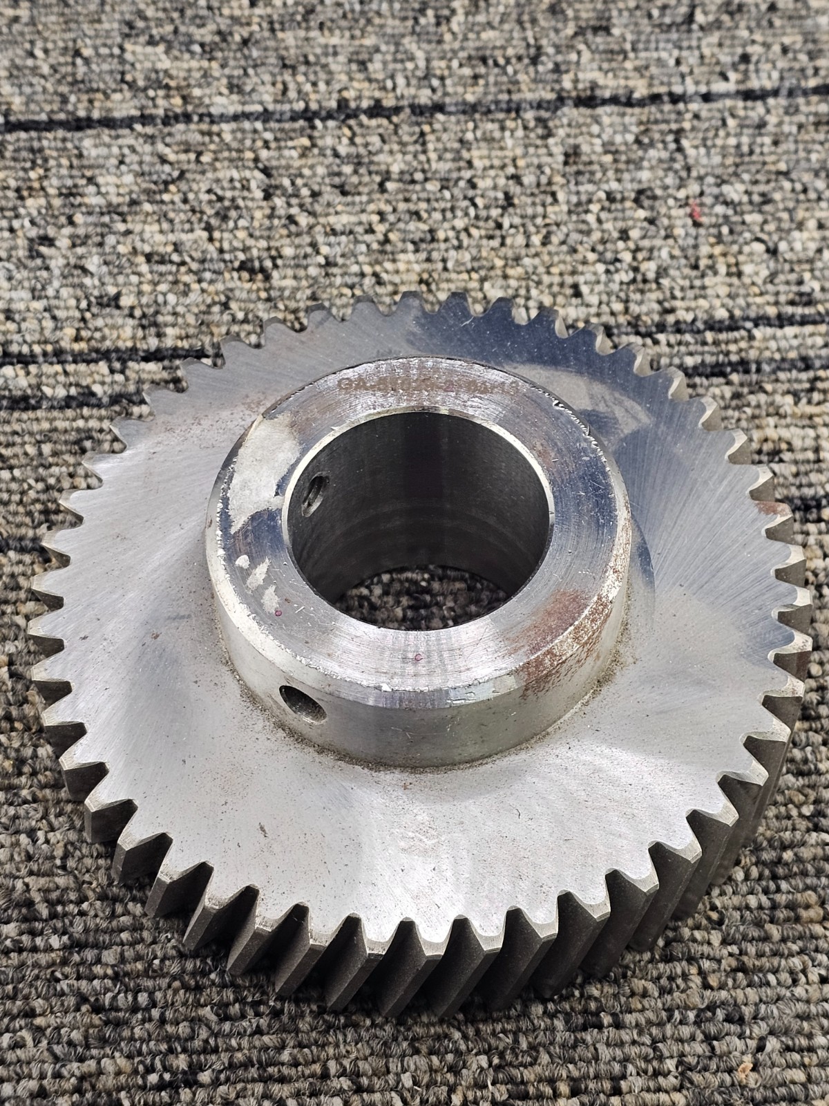 GA-51029-2: Precision Angle Cut Tooth Helical Gear 1-1/2 in Bore x 2-1/2 in OD