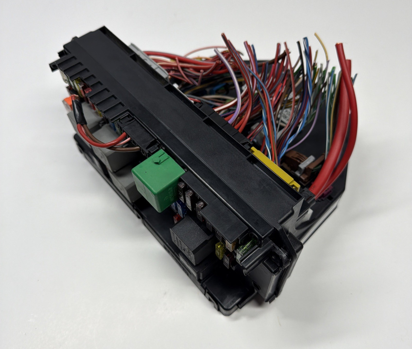 2008 2009 OEM Mercedes W204 C300 C350 Front SAM Module Fuse Box A 204 900 07 00