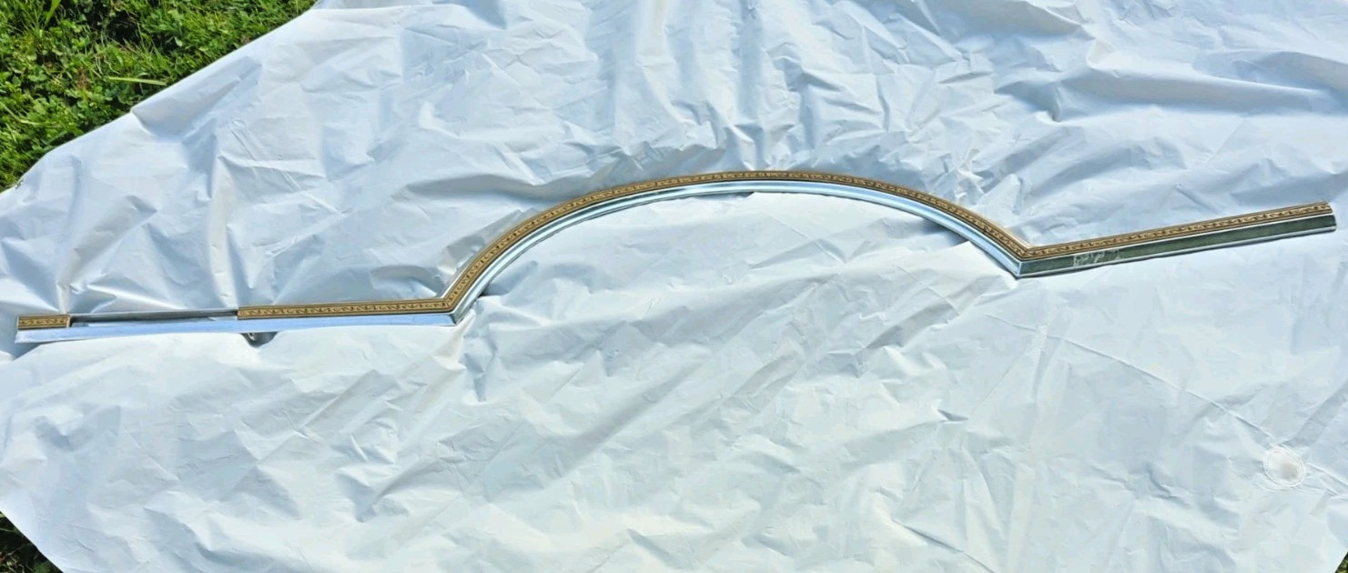 1975-76 Lincoln Continental Mark IV LH Front Fender Molding w Brown Vinyl Insert