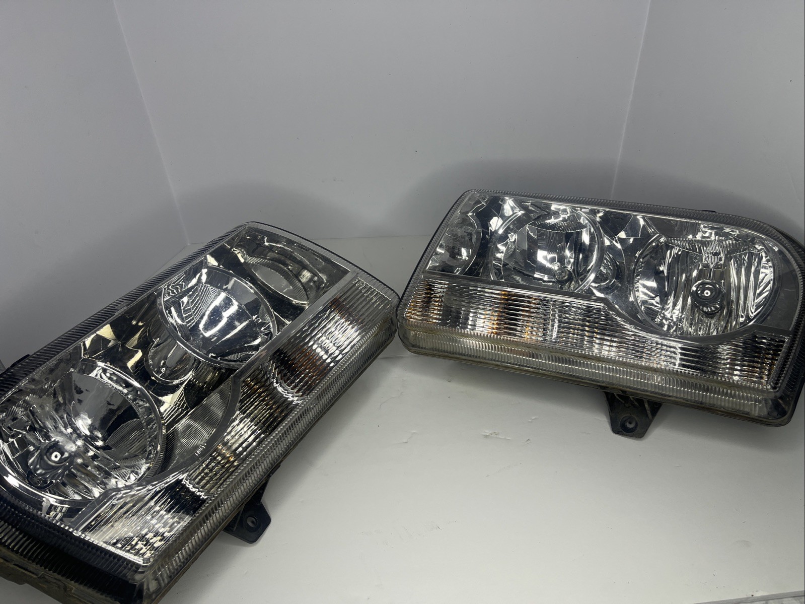 2015-2023 Chrysler 300 Headlights Halogen Left Right Pair DEPO Aftermarket