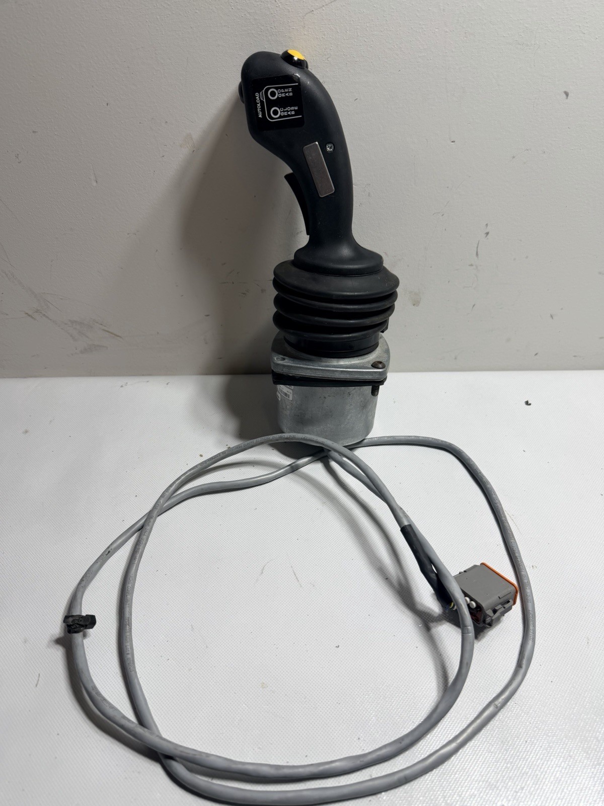 OEM Controls HJS8M14665 Joystick / Controller Nice Condition Mcneilus T48