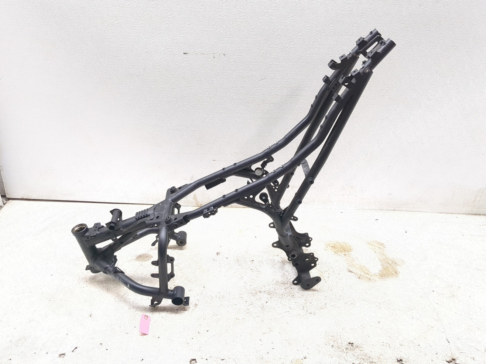 25-26 Yamaha MT-07 MTN690 Main Frame Chassis STRAIGHT SLVG