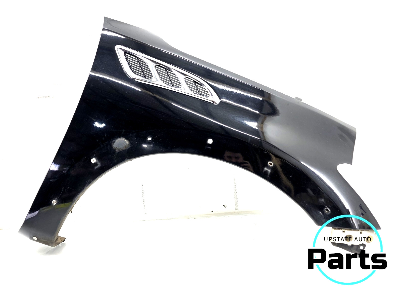 2011-2017 INFINITI QX56 QX80 RIGHT PASSENGER FENDER W/TRIM OEM KH3 - BLACK