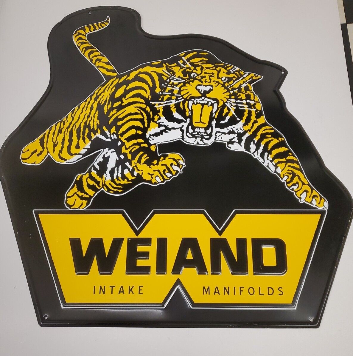 Weiand Tiger Metal Sign 10009WND
