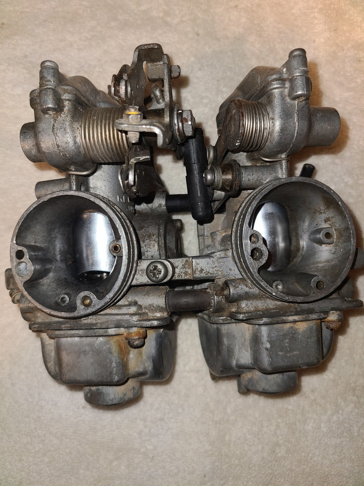 1983 1984 83 84 Honda XL600R OEM Carburetor Carb Intake 16100-MG2 1983 1984 83 84 Honda XL600R OEM Carburetor Carb Intake 16100-MG2