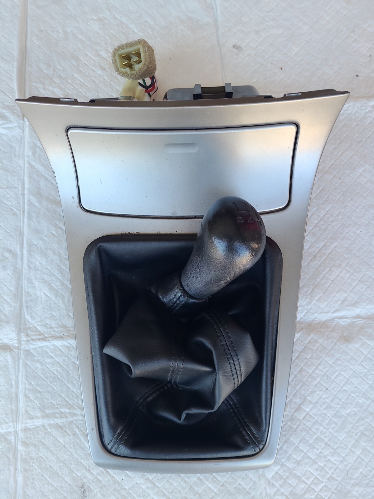 Subaru Forester 2003-2008 Manual Shifter Shift Boot Assembly OEM Subaru Forester 2003-2008 Manual Shifter Shift Boot Assembly OEM