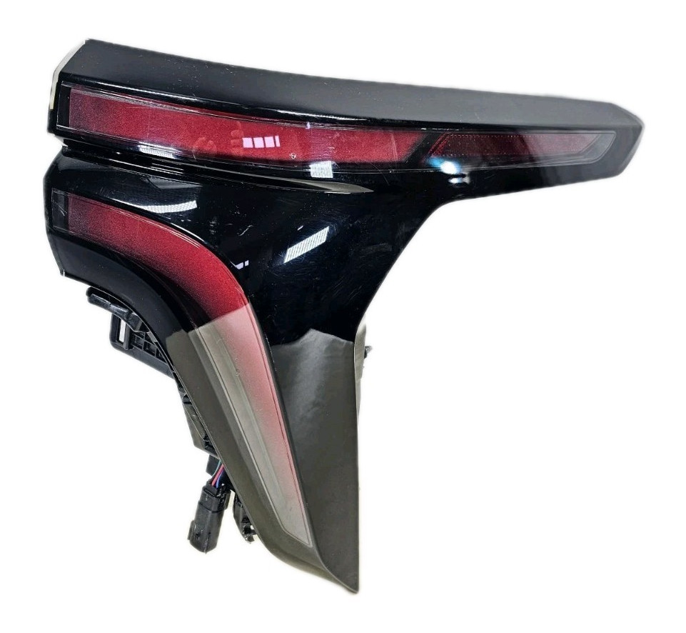 2024 2025 CHEVROLET TRAVERSE RIGHT PASSENGER LED TAIL LIGHT 26588315 OEM USED#2