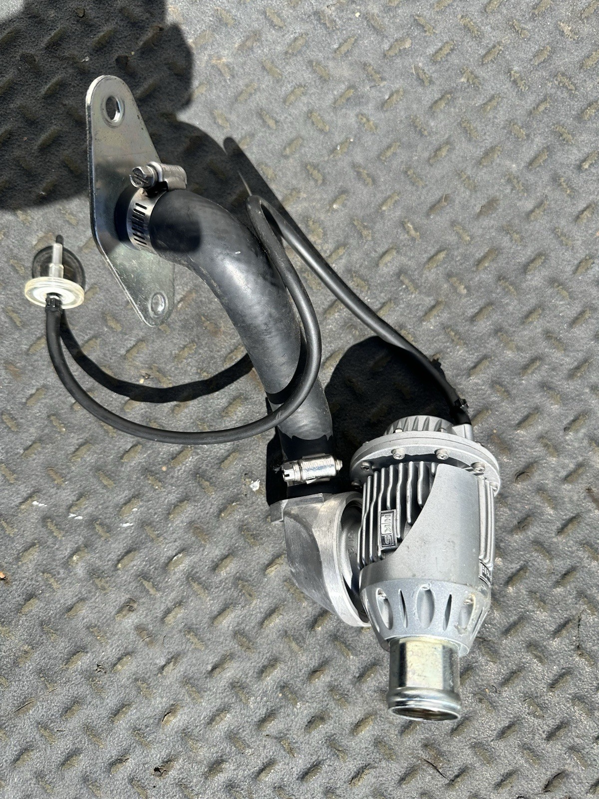 HKS Universal Fitment Blow Off Valve SSQV Silver for Subaru WRX